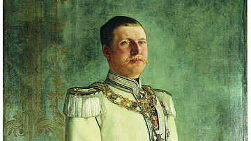 Holmberg - Günther Viktor in Paradeuniform - 1890 Holmberg - Günther Viktor in Paradeuniform - 1890